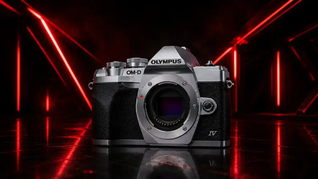 دوربین سبک و خوشدست Olympus OM-D E-M10 Mark IV مناسب سفر و عکاسی روزمره