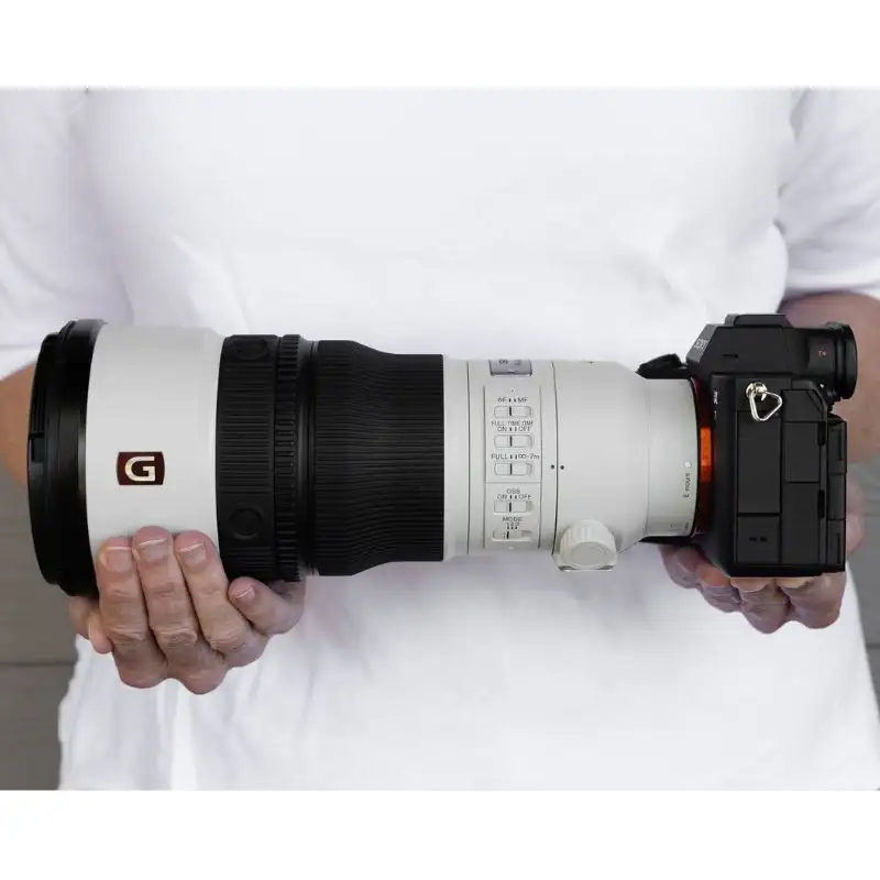 لنز تله‌فوتو Sony FE 400mm F4.5 GM OSS
