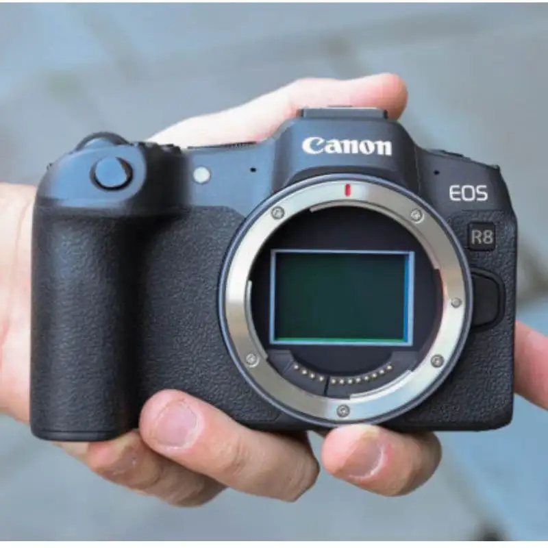 دوربین Canon EOS R8 فول‌فریم