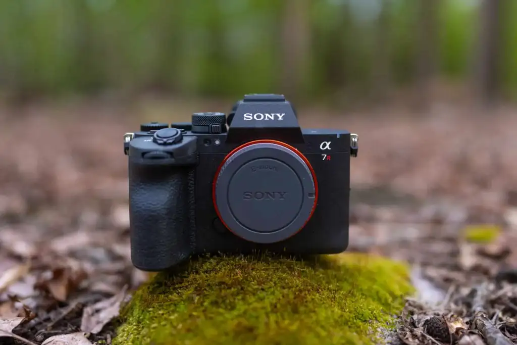 sony-a7r-vi-66mp-stacked-cmos-sensor
